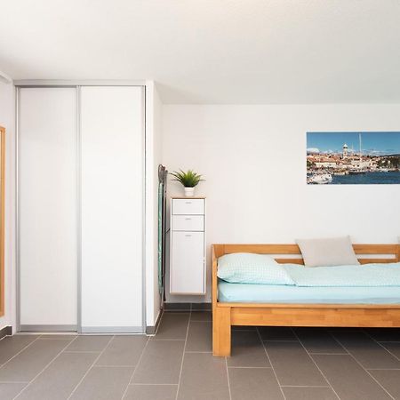 Apartments Oleander Krk Town Εξωτερικό φωτογραφία