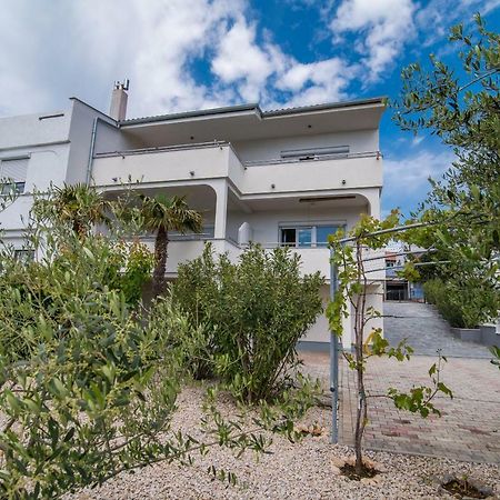 Apartments Oleander Krk Town Εξωτερικό φωτογραφία