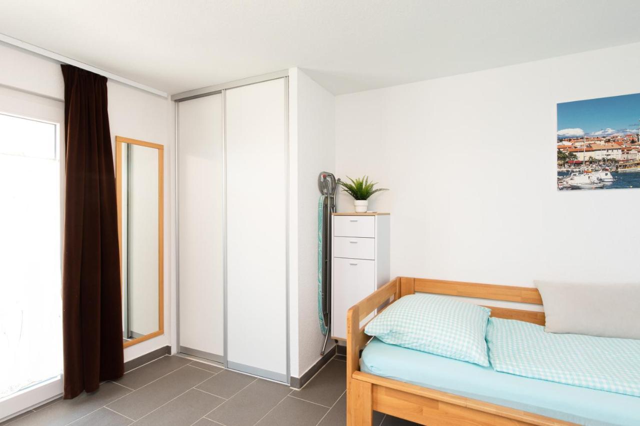 Apartments Oleander Krk Town Εξωτερικό φωτογραφία