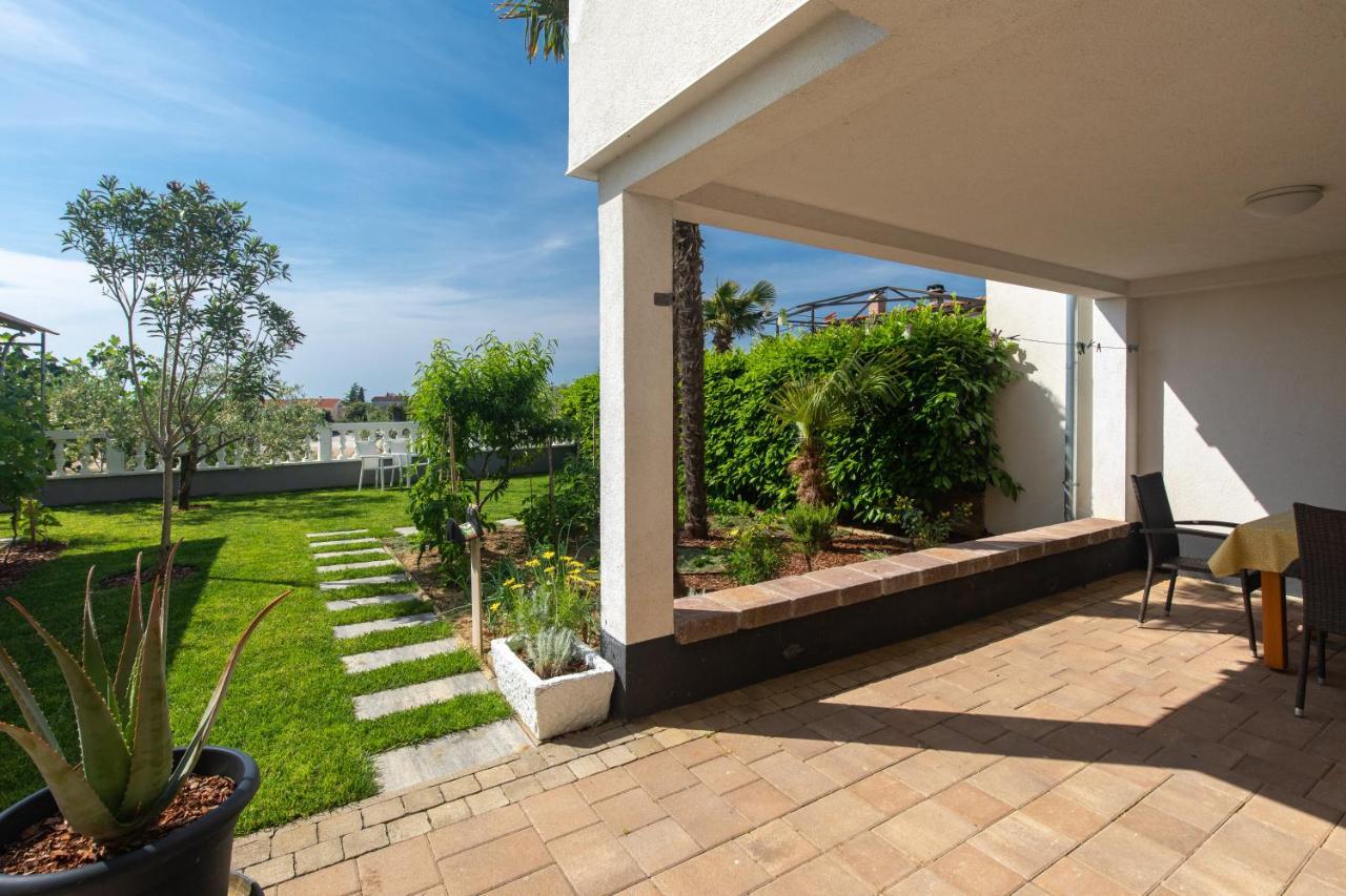 Apartments Oleander Krk Town Εξωτερικό φωτογραφία