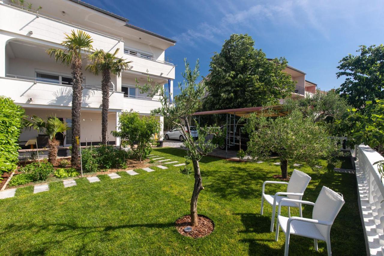 Apartments Oleander Krk Town Εξωτερικό φωτογραφία