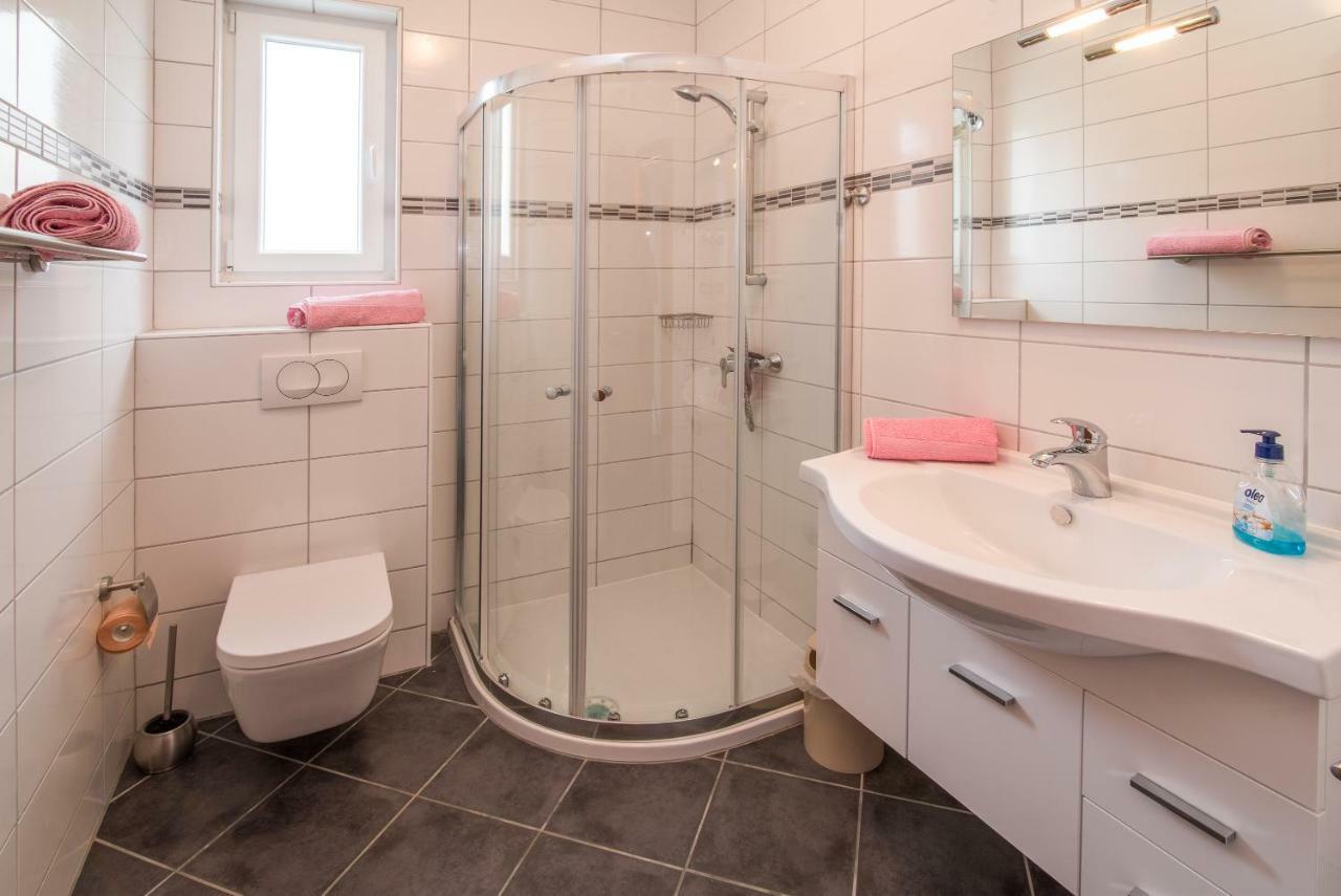Apartments Oleander Krk Town Εξωτερικό φωτογραφία