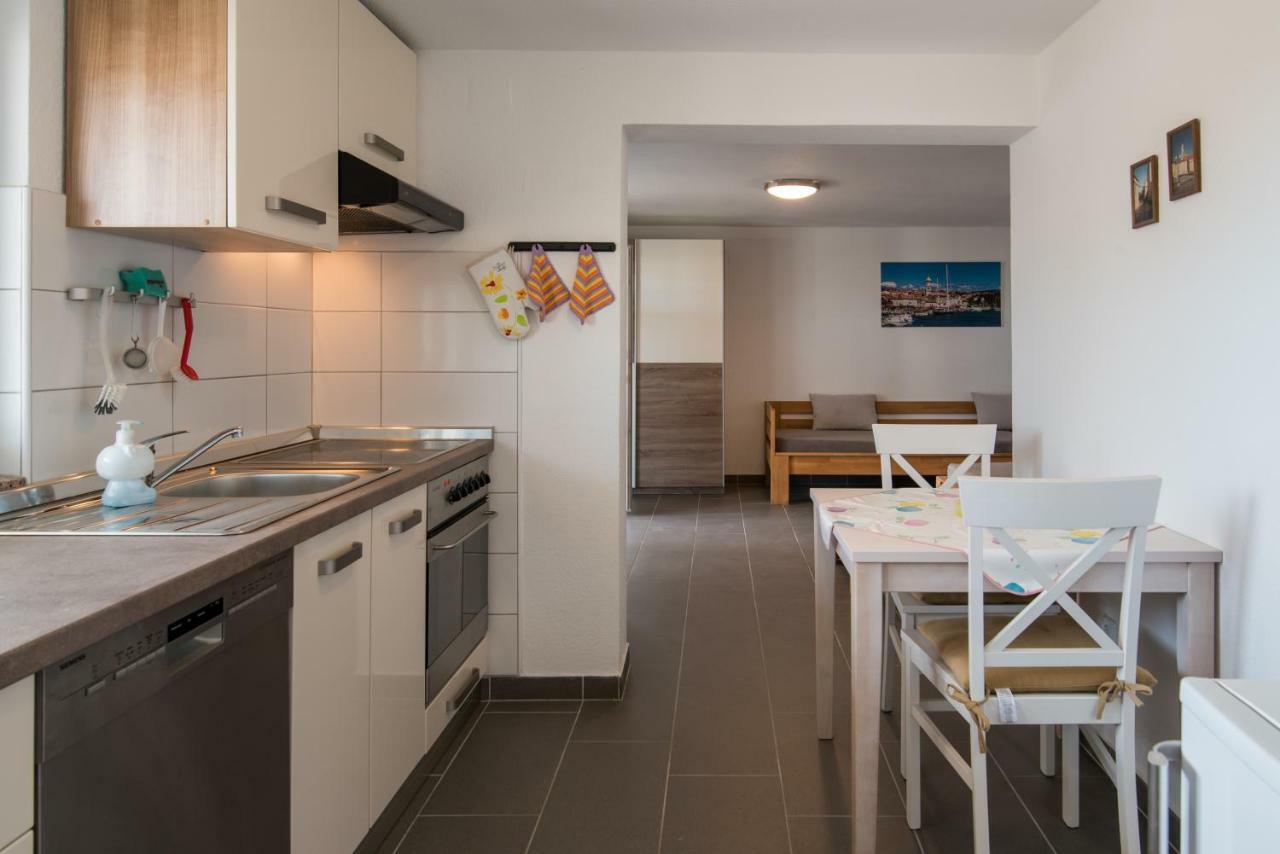 Apartments Oleander Krk Town Εξωτερικό φωτογραφία